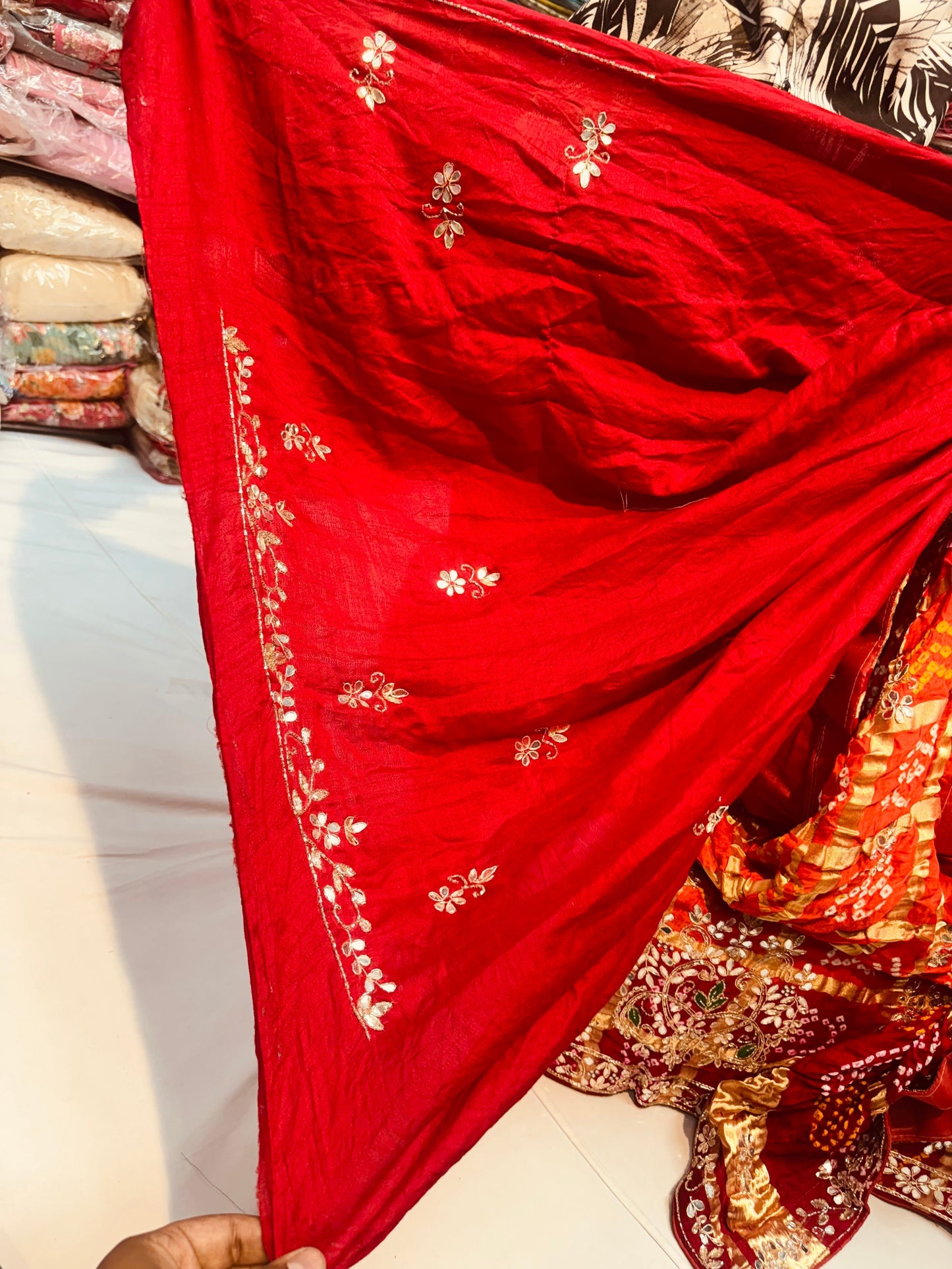 Pure gajjisilk ghadchola red orange color lehnga