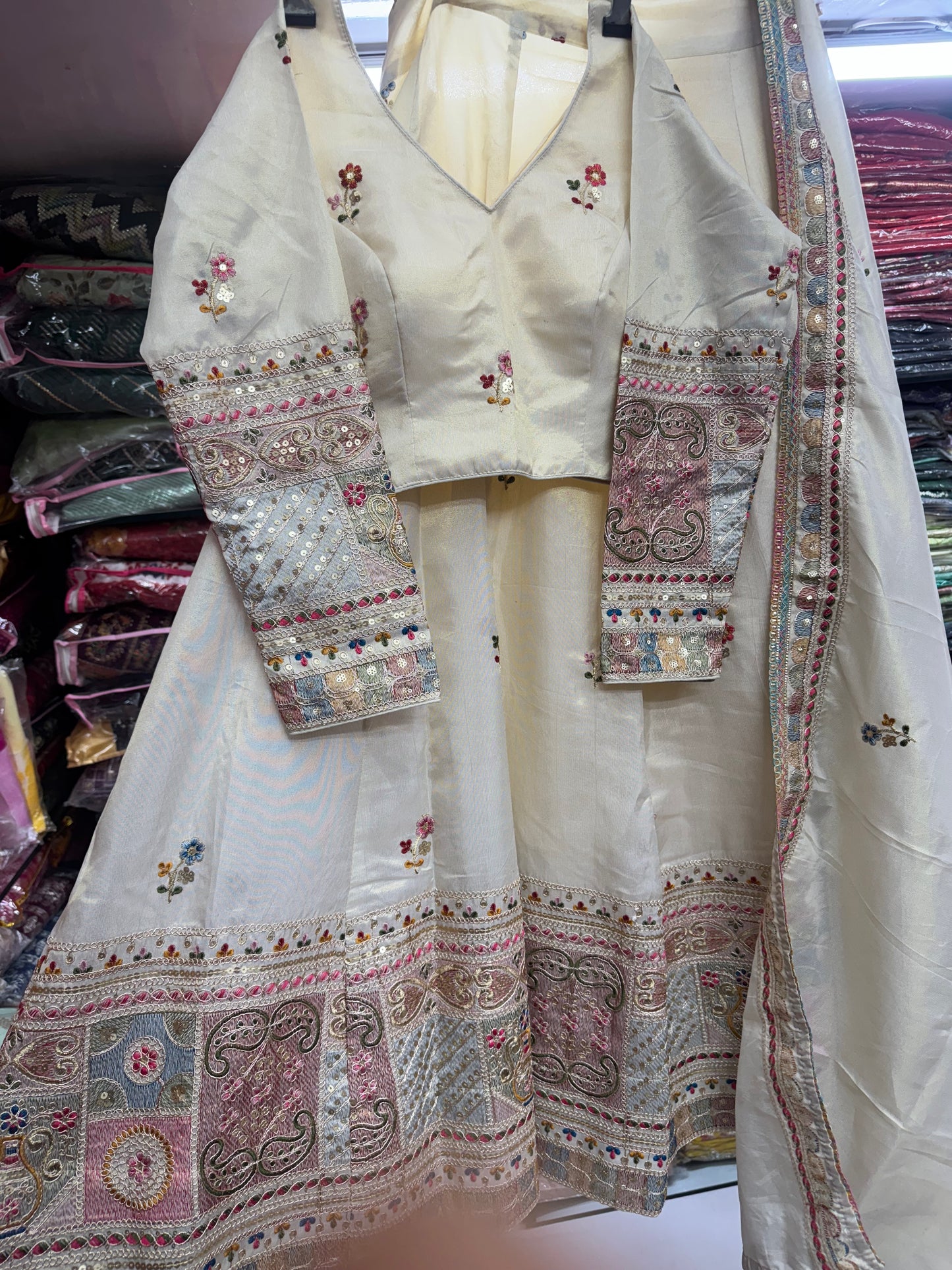 Embroidery lehnga