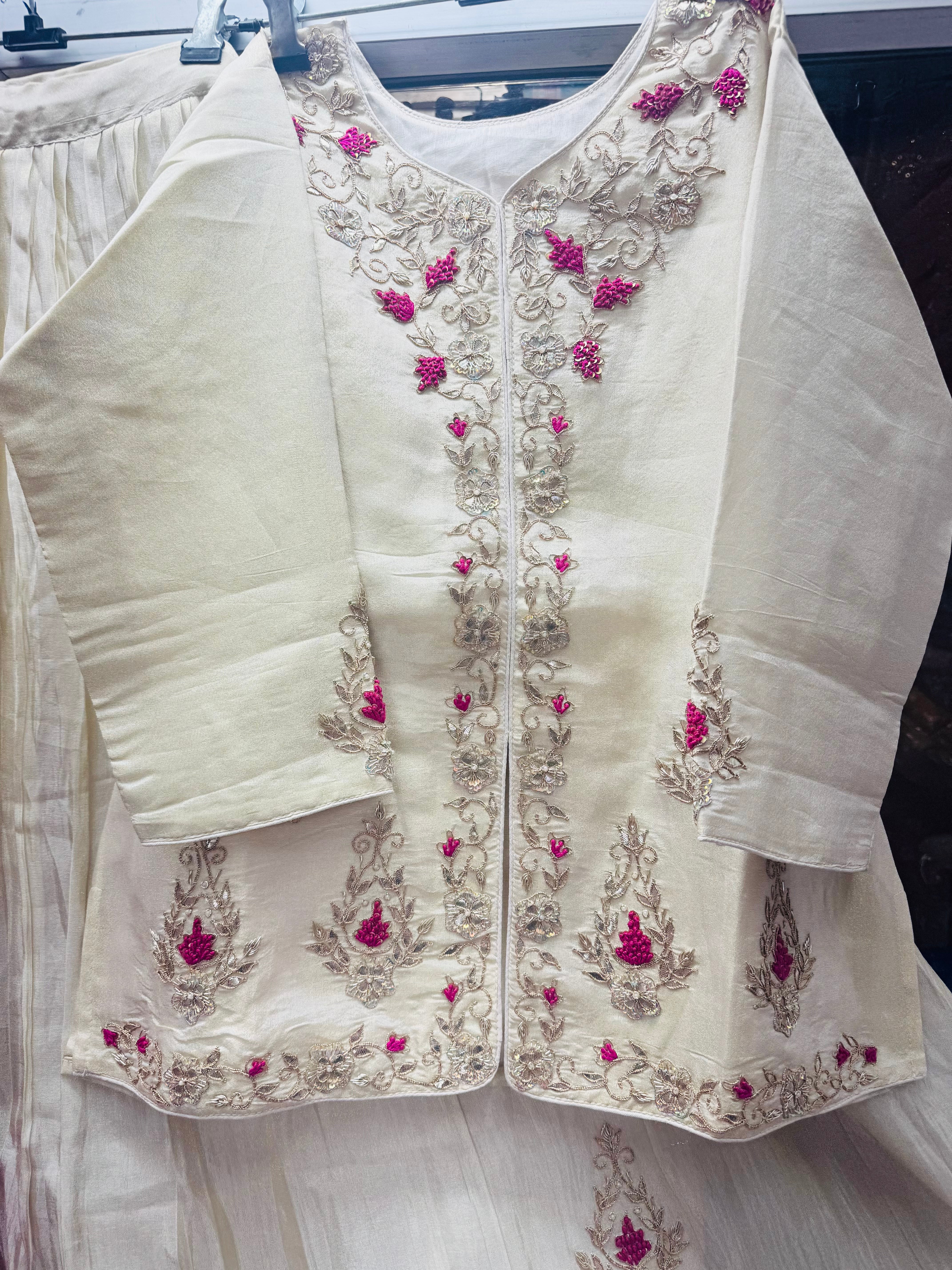 Tissue zardosi gottapatti lehnga