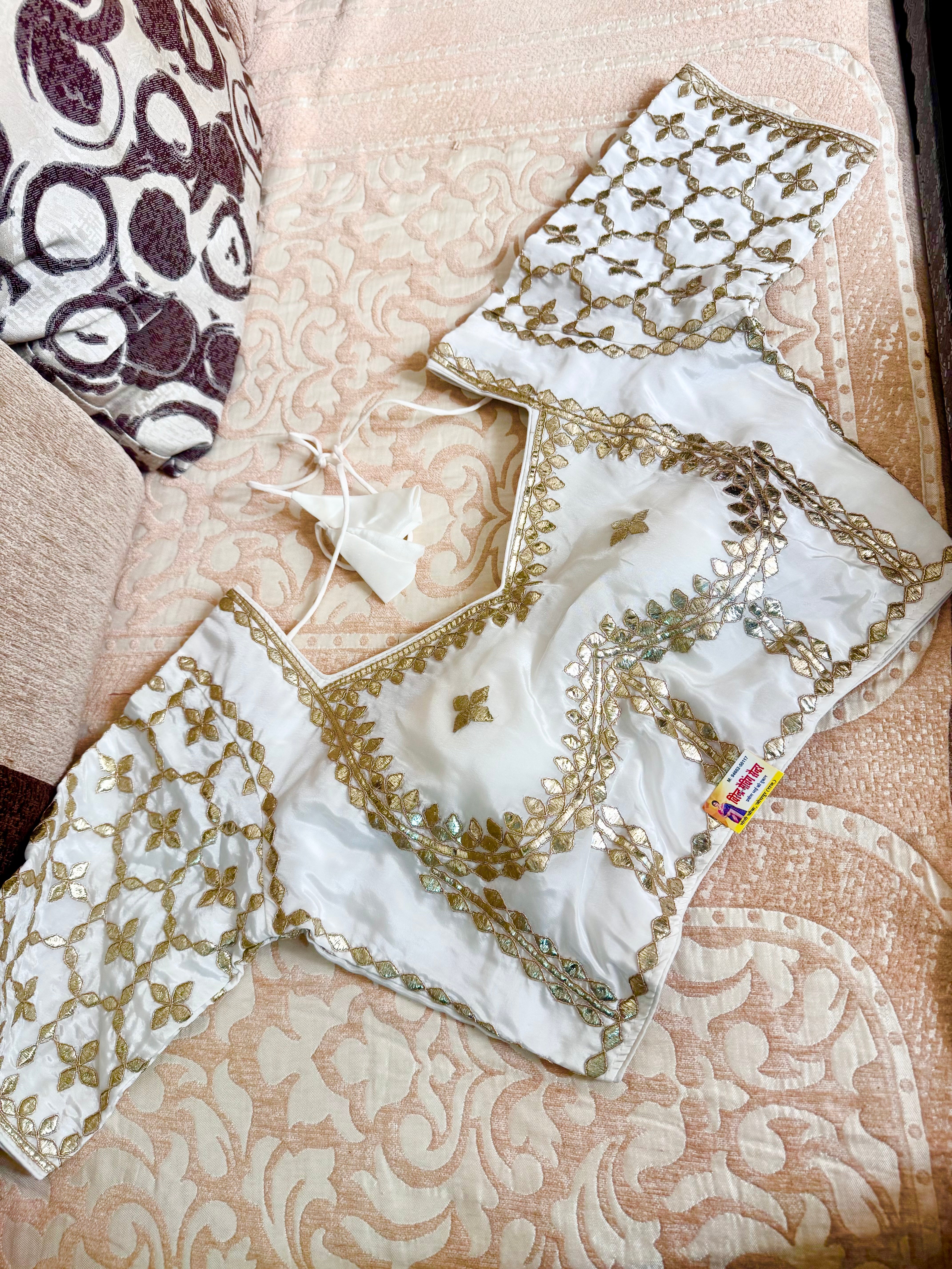 Most viral aangi blouse
