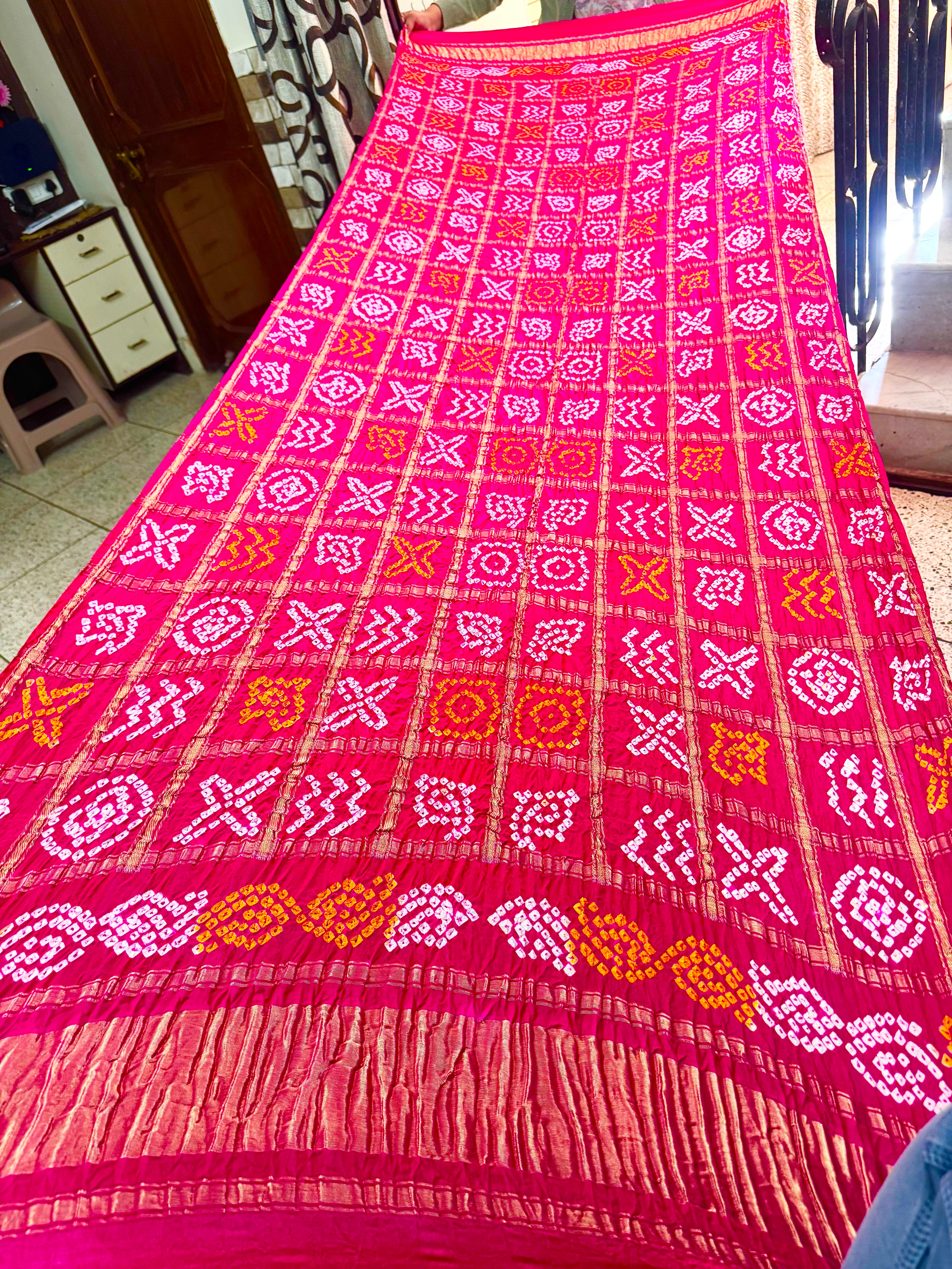 Pure Gajjisilk Ghadchola dupattas