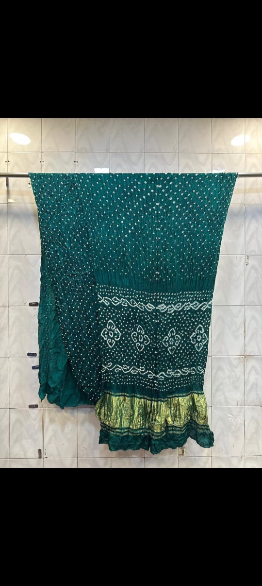 Gajji silk dani bandhej saree