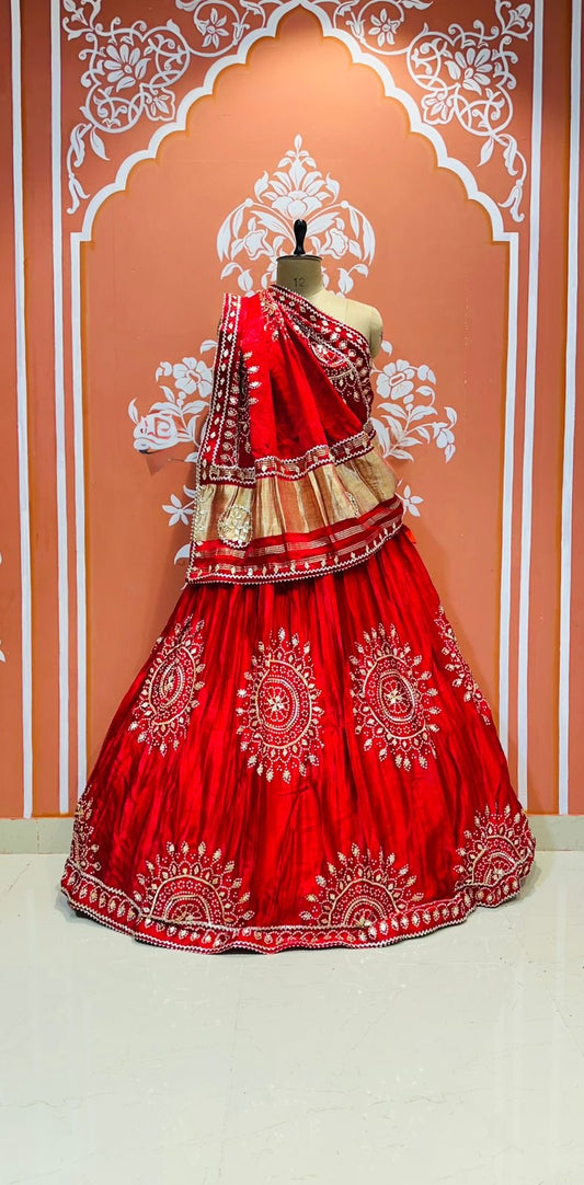 Gajji ghewar bandhej lehnga