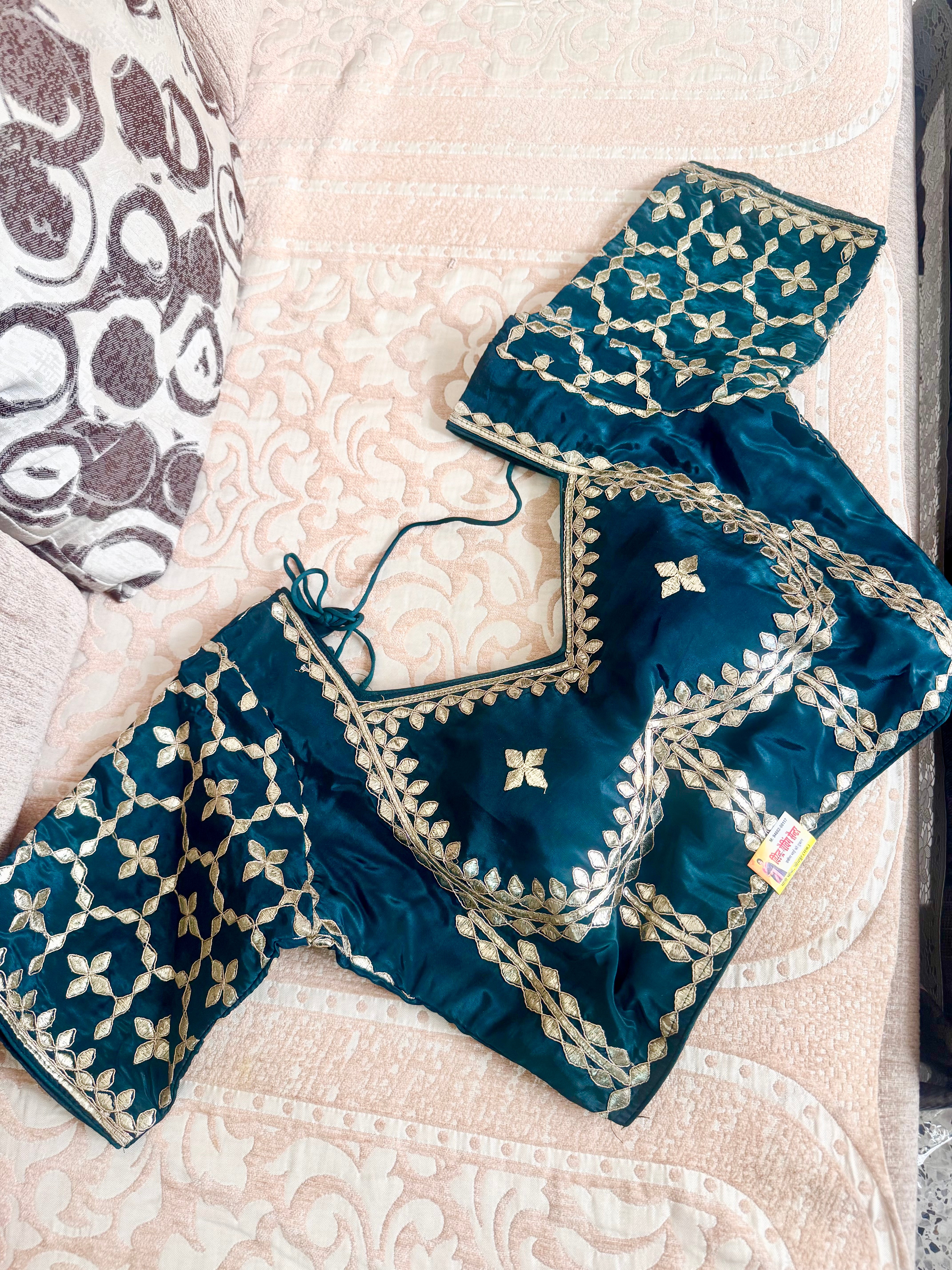 Most viral aangi blouse