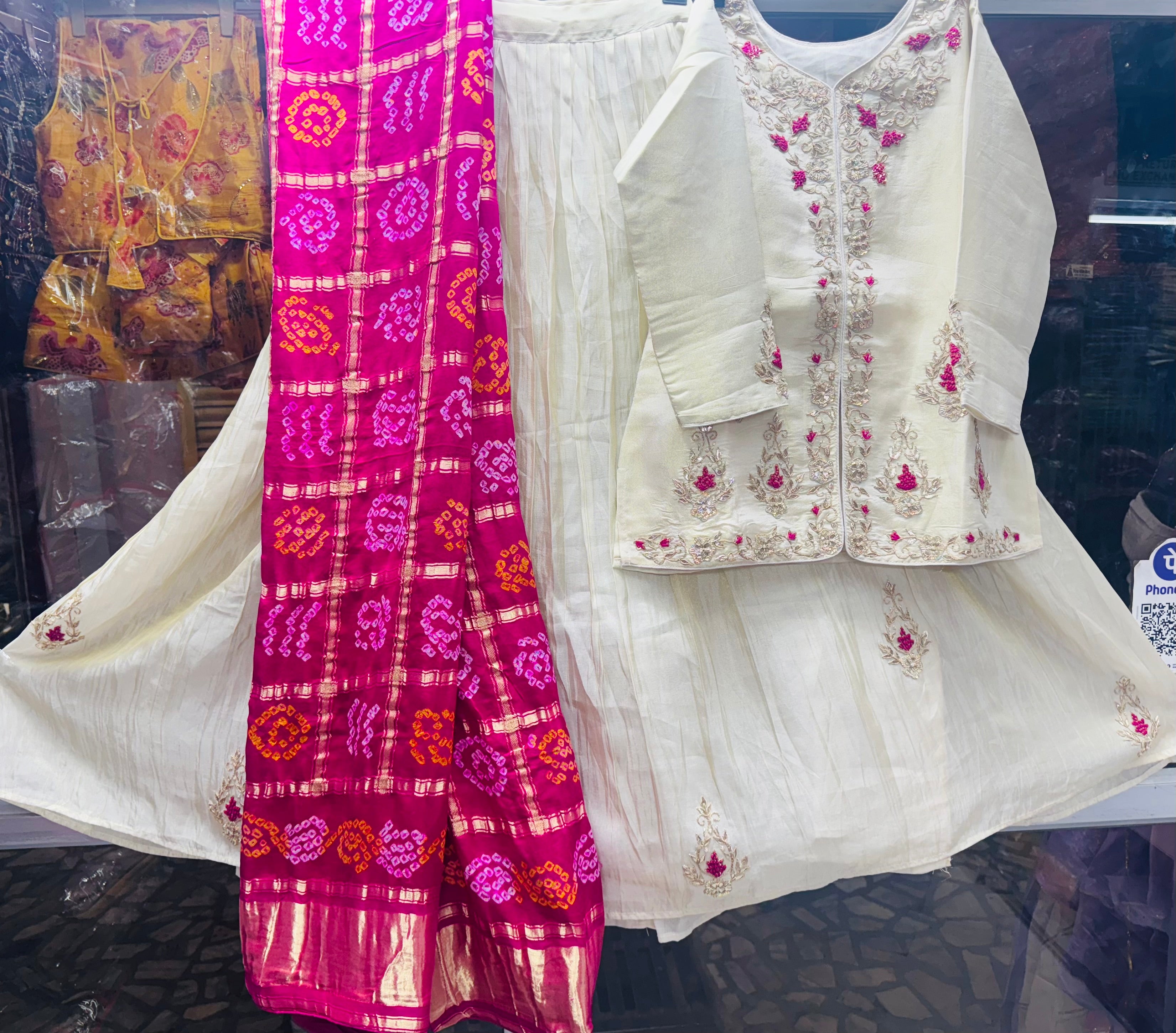 Tissue zardosi gottapatti lehnga