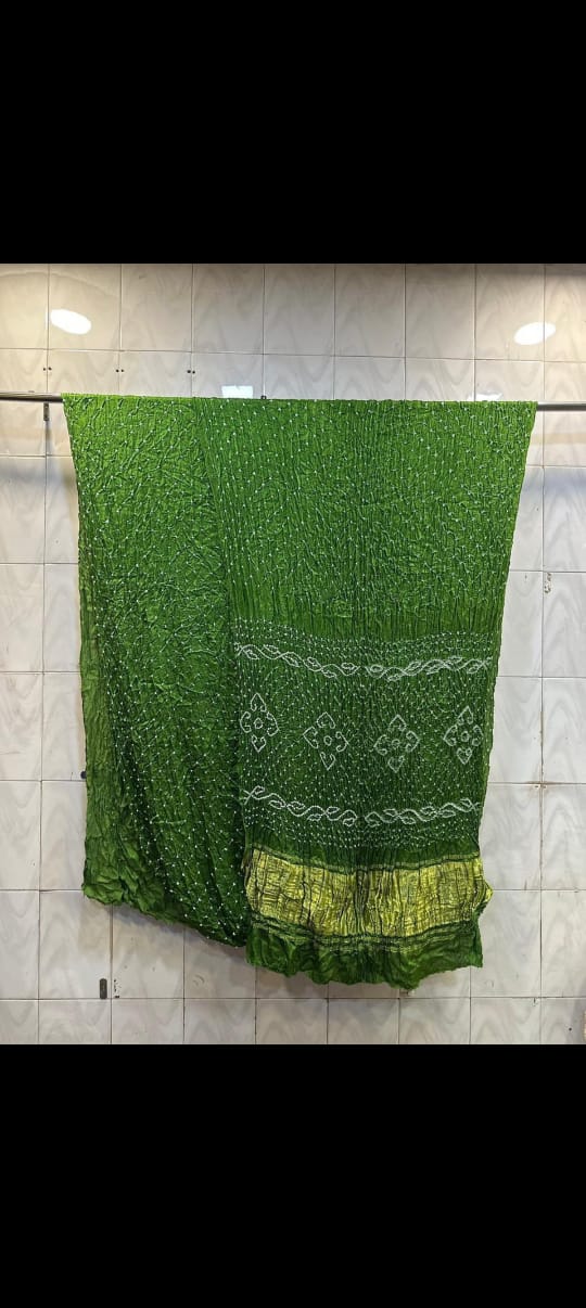 Gajji silk dani bandhej saree