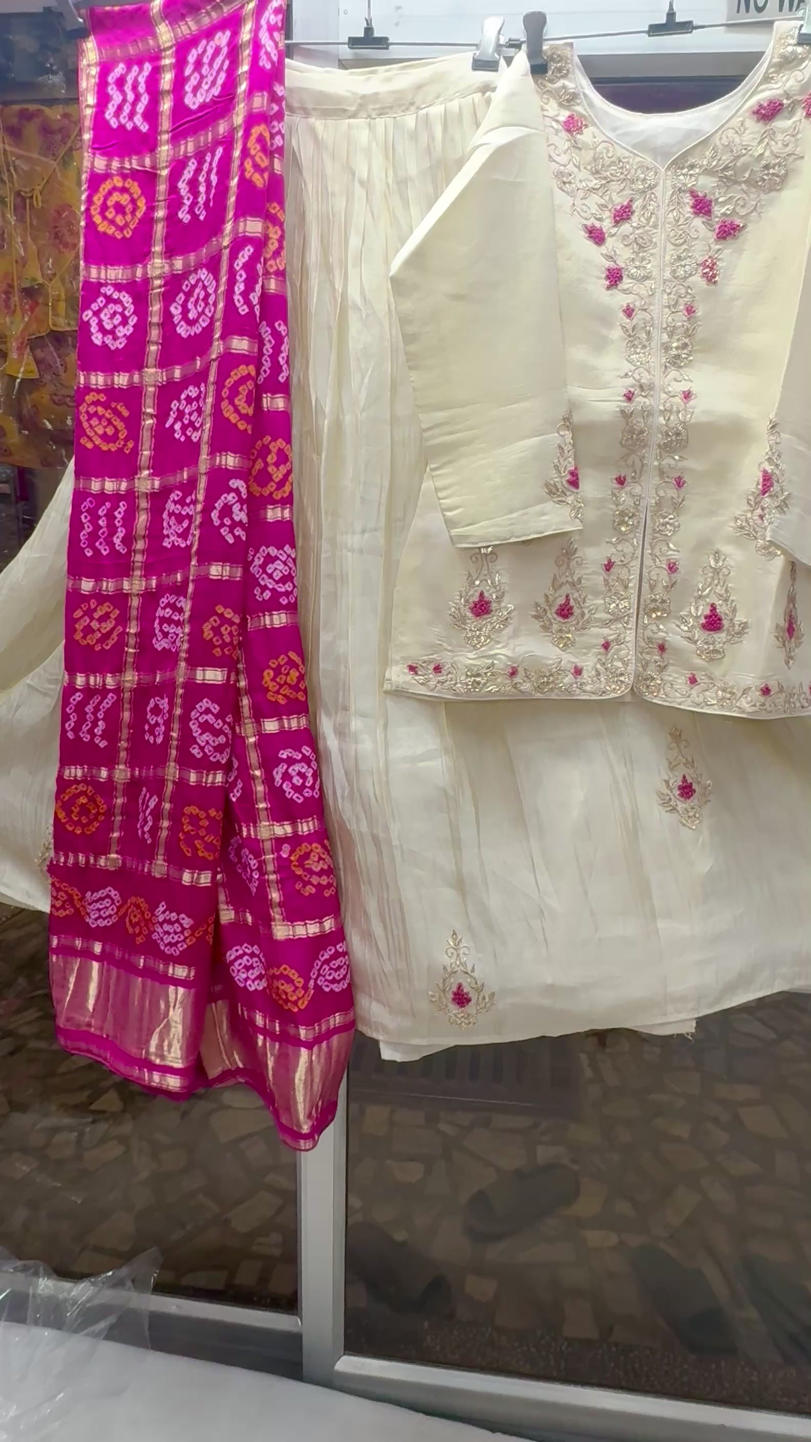 Tissue zardosi gottapatti lehnga